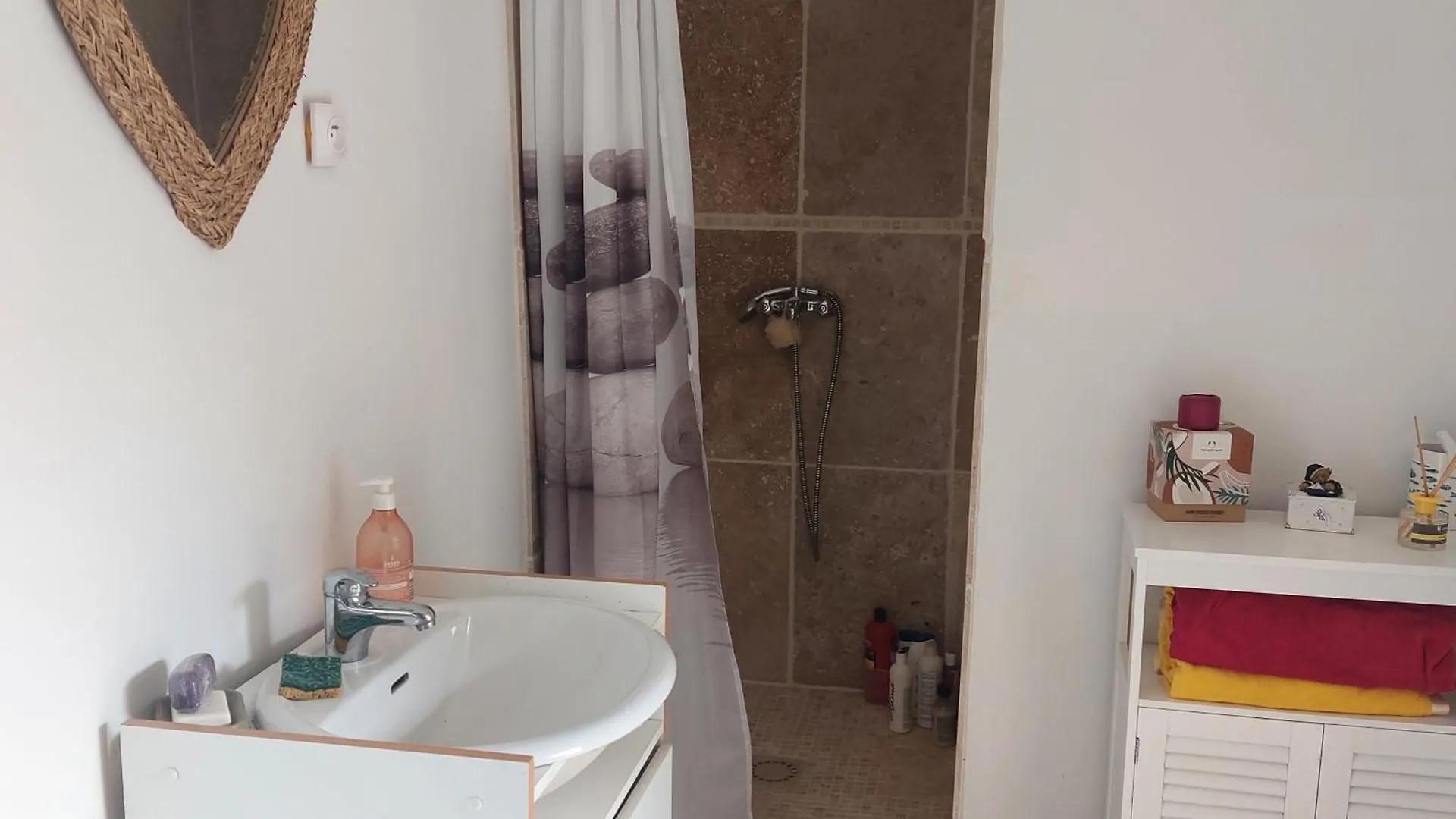 Cabanon Provencal En Pierre Guest House Riez Country house